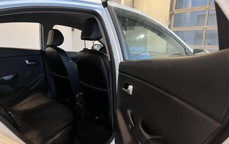 KIA Rio III рестайлинг, 2014 год, 850 000 рублей, 17 фотография