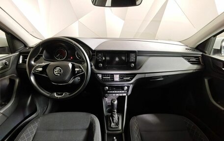Skoda Rapid II, 2021 год, 1 699 000 рублей, 14 фотография