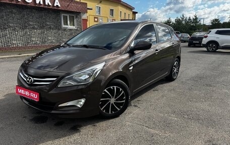 Hyundai Solaris II рестайлинг, 2014 год, 1 040 000 рублей, 1 фотография