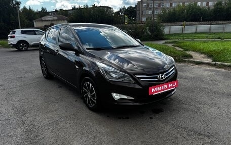Hyundai Solaris II рестайлинг, 2014 год, 1 040 000 рублей, 2 фотография