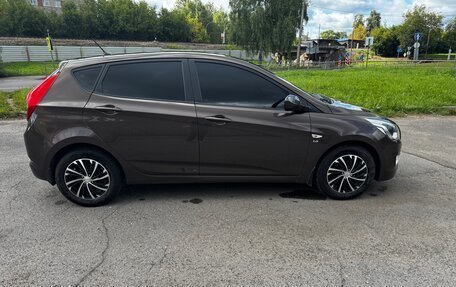 Hyundai Solaris II рестайлинг, 2014 год, 1 040 000 рублей, 12 фотография