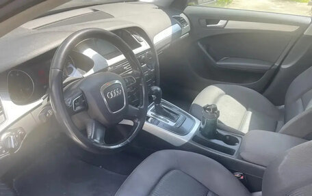 Audi A4, 2010 год, 900 000 рублей, 6 фотография