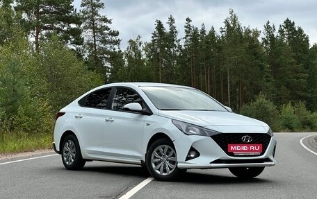 Hyundai Solaris II рестайлинг, 2020 год, 950 000 рублей, 6 фотография