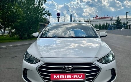 Hyundai Elantra VI рестайлинг, 2018 год, 1 200 000 рублей, 2 фотография