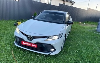 Toyota Camry, 2019 год, 2 700 000 рублей, 1 фотография