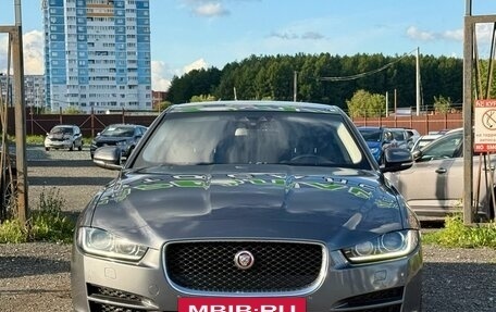 Jaguar XE I рестайлинг, 2015 год, 1 399 000 рублей, 5 фотография