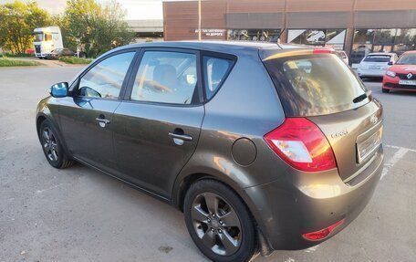 KIA cee'd I рестайлинг, 2010 год, 800 000 рублей, 9 фотография