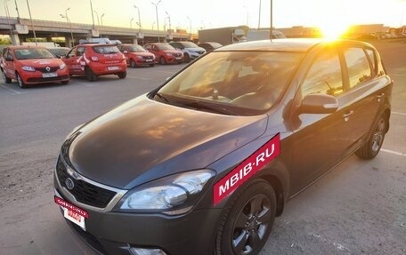 KIA cee'd I рестайлинг, 2010 год, 800 000 рублей, 3 фотография