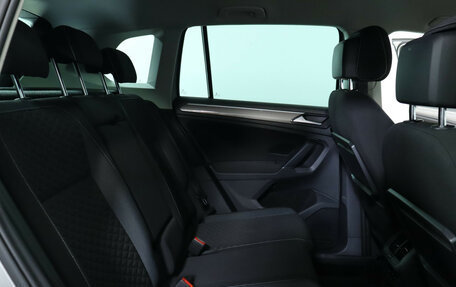 Volkswagen Tiguan II, 2018 год, 1 928 000 рублей, 20 фотография