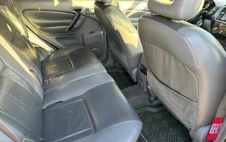 Toyota RAV4, 2002 год, 680 000 рублей, 27 фотография