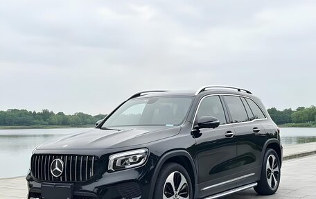 Mercedes-Benz GLB, 2023 год, 2 270 000 рублей, 2 фотография
