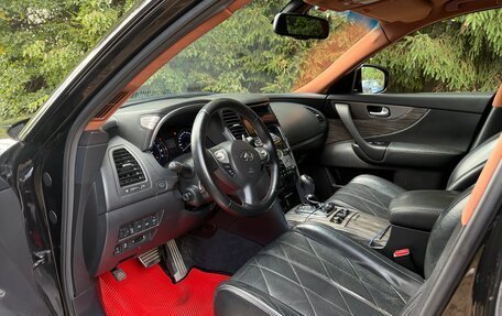 Infiniti QX70, 2014 год, 1 950 000 рублей, 6 фотография
