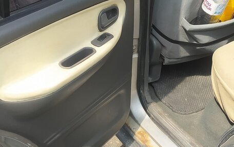 KIA Sportage IV рестайлинг, 2005 год, 320 000 рублей, 4 фотография