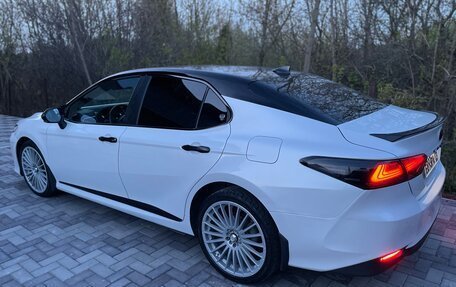 Toyota Camry, 2019 год, 2 700 000 рублей, 21 фотография