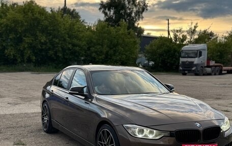 BMW 3 серия, 2013 год, 1 500 000 рублей, 2 фотография