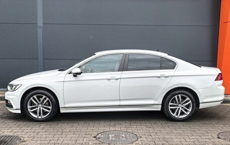 Volkswagen Passat B8 рестайлинг, 2017 год, 1 849 000 рублей, 2 фотография