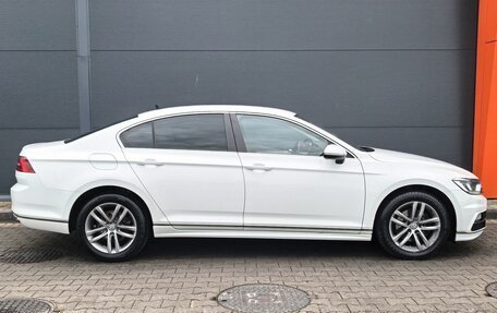 Volkswagen Passat B8 рестайлинг, 2017 год, 1 849 000 рублей, 3 фотография