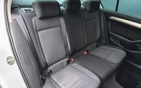 Volkswagen Passat B8 рестайлинг, 2017 год, 1 849 000 рублей, 15 фотография