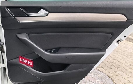Volkswagen Passat B8 рестайлинг, 2017 год, 1 849 000 рублей, 14 фотография