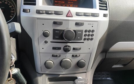 Opel Zafira B, 2013 год, 900 000 рублей, 2 фотография