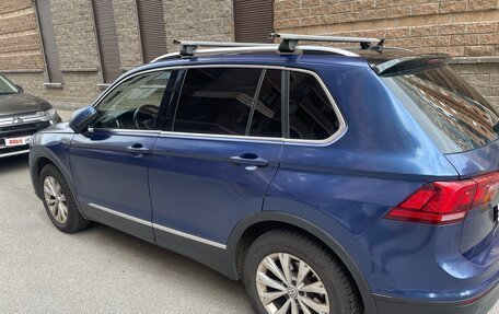 Volkswagen Tiguan II, 2018 год, 1 399 000 рублей, 4 фотография