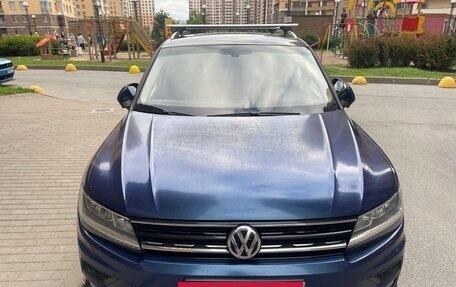 Volkswagen Tiguan II, 2018 год, 1 399 000 рублей, 3 фотография