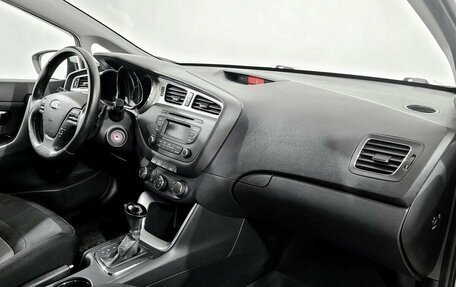 KIA cee'd III, 2015 год, 1 220 000 рублей, 11 фотография
