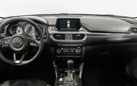 Mazda 6, 2017 год, 1 785 000 рублей, 6 фотография
