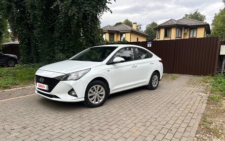 Hyundai Solaris II рестайлинг, 2020 год, 820 000 рублей, 2 фотография