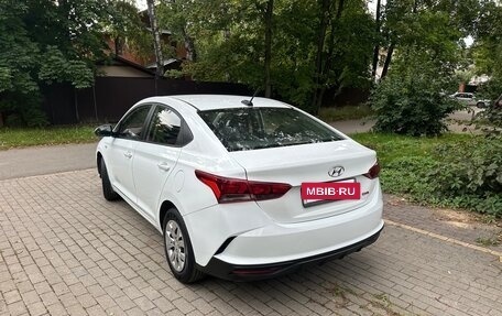 Hyundai Solaris II рестайлинг, 2020 год, 820 000 рублей, 5 фотография