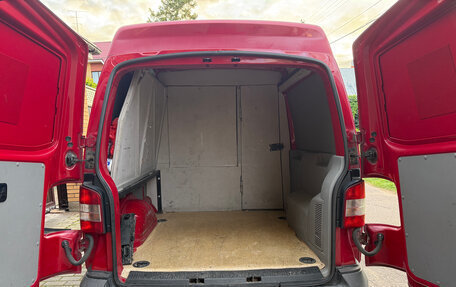 Volkswagen Transporter T5 рестайлинг, 2013 год, 2 000 000 рублей, 9 фотография