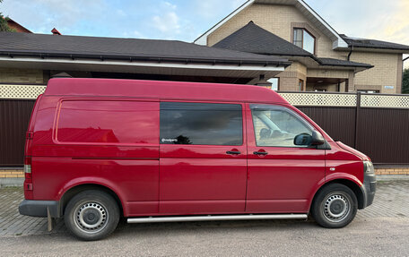 Volkswagen Transporter T5 рестайлинг, 2013 год, 2 000 000 рублей, 6 фотография