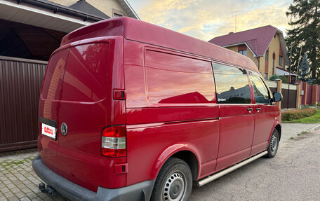 Volkswagen Transporter T5 рестайлинг, 2013 год, 2 000 000 рублей, 5 фотография