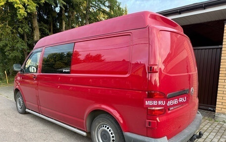 Volkswagen Transporter T5 рестайлинг, 2013 год, 2 000 000 рублей, 3 фотография