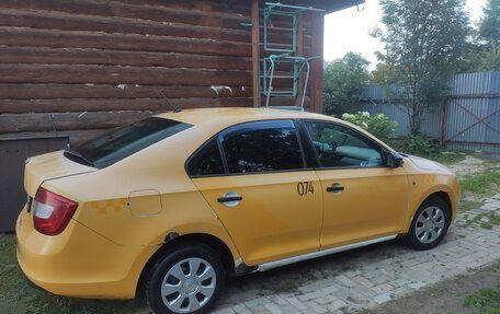 Skoda Rapid I, 2016 год, 350 000 рублей, 2 фотография