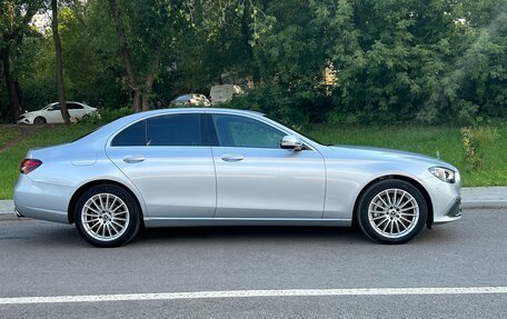 Mercedes-Benz E-Класс, 2022 год, 5 290 000 рублей, 4 фотография