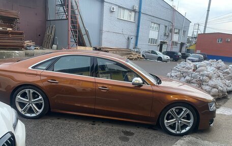 Audi A8, 2010 год, 4 500 000 рублей, 2 фотография