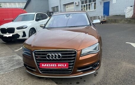 Audi A8, 2010 год, 4 500 000 рублей, 10 фотография