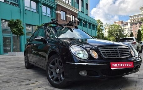 Mercedes-Benz E-Класс, 2003 год, 920 000 рублей, 1 фотография
