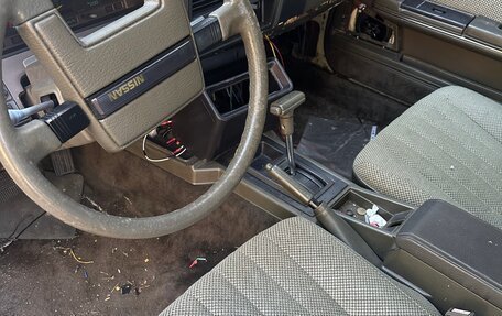 Nissan Laurel VIII, 1988 год, 200 000 рублей, 3 фотография