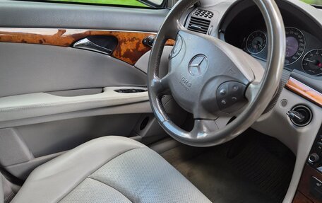 Mercedes-Benz E-Класс, 2003 год, 920 000 рублей, 5 фотография