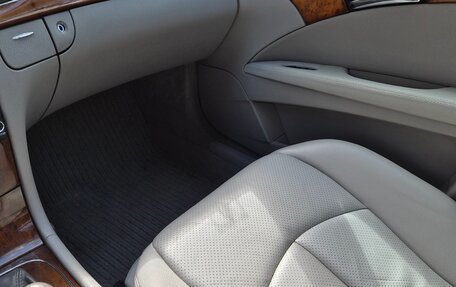 Mercedes-Benz E-Класс, 2003 год, 920 000 рублей, 4 фотография
