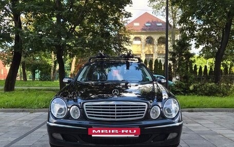 Mercedes-Benz E-Класс, 2003 год, 920 000 рублей, 3 фотография