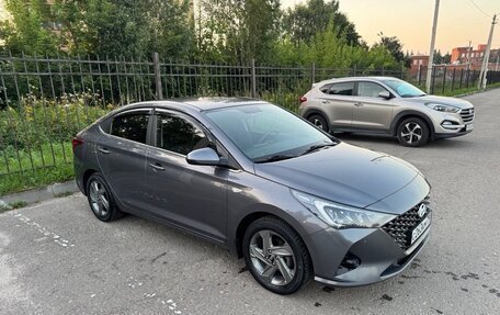 Hyundai Solaris II рестайлинг, 2021 год, 1 830 000 рублей, 6 фотография
