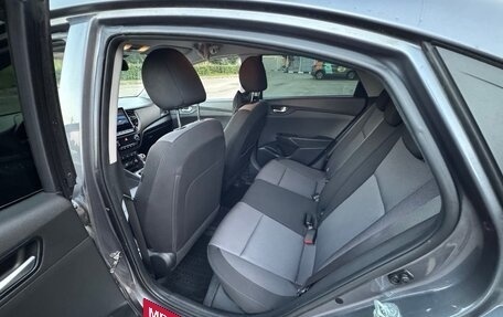 Hyundai Solaris II рестайлинг, 2021 год, 1 830 000 рублей, 13 фотография