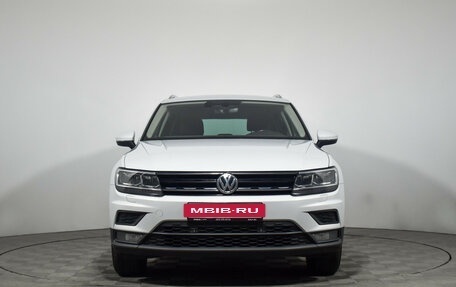 Volkswagen Tiguan II, 2018 год, 2 249 900 рублей, 2 фотография