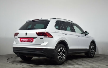 Volkswagen Tiguan II, 2018 год, 2 249 900 рублей, 5 фотография