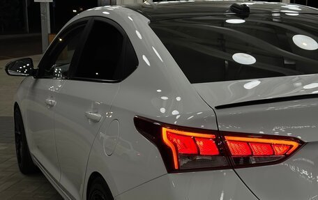 Hyundai Solaris II рестайлинг, 2022 год, 1 875 000 рублей, 4 фотография