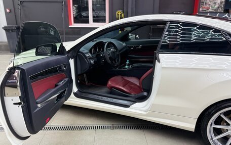 Mercedes-Benz E-Класс, 2013 год, 2 500 000 рублей, 8 фотография