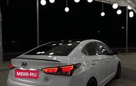 Hyundai Solaris II рестайлинг, 2022 год, 1 875 000 рублей, 6 фотография